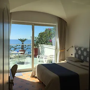 *** Hotel Bellevue Italie